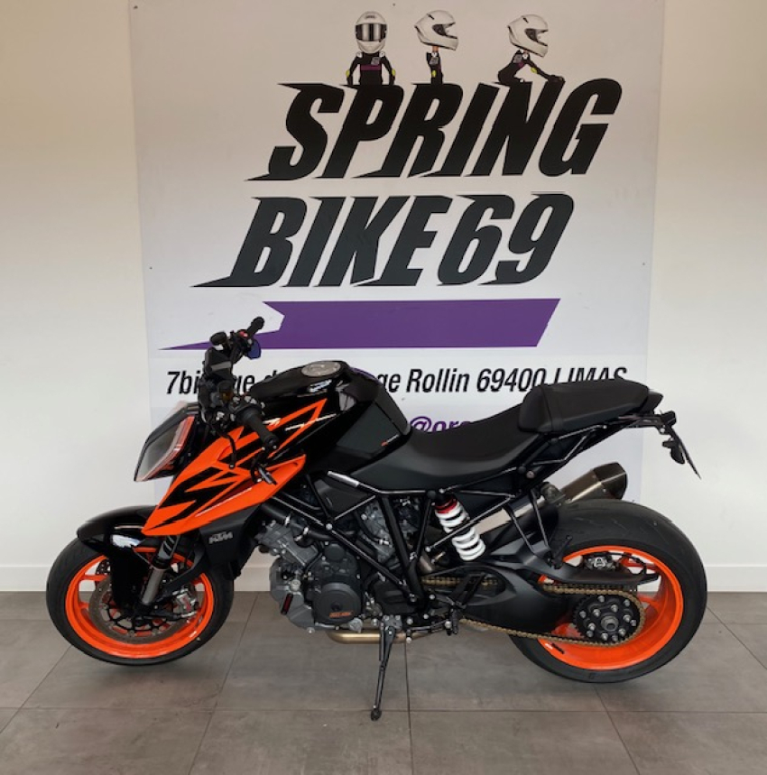 KTM 1290 SUPER DUKE R