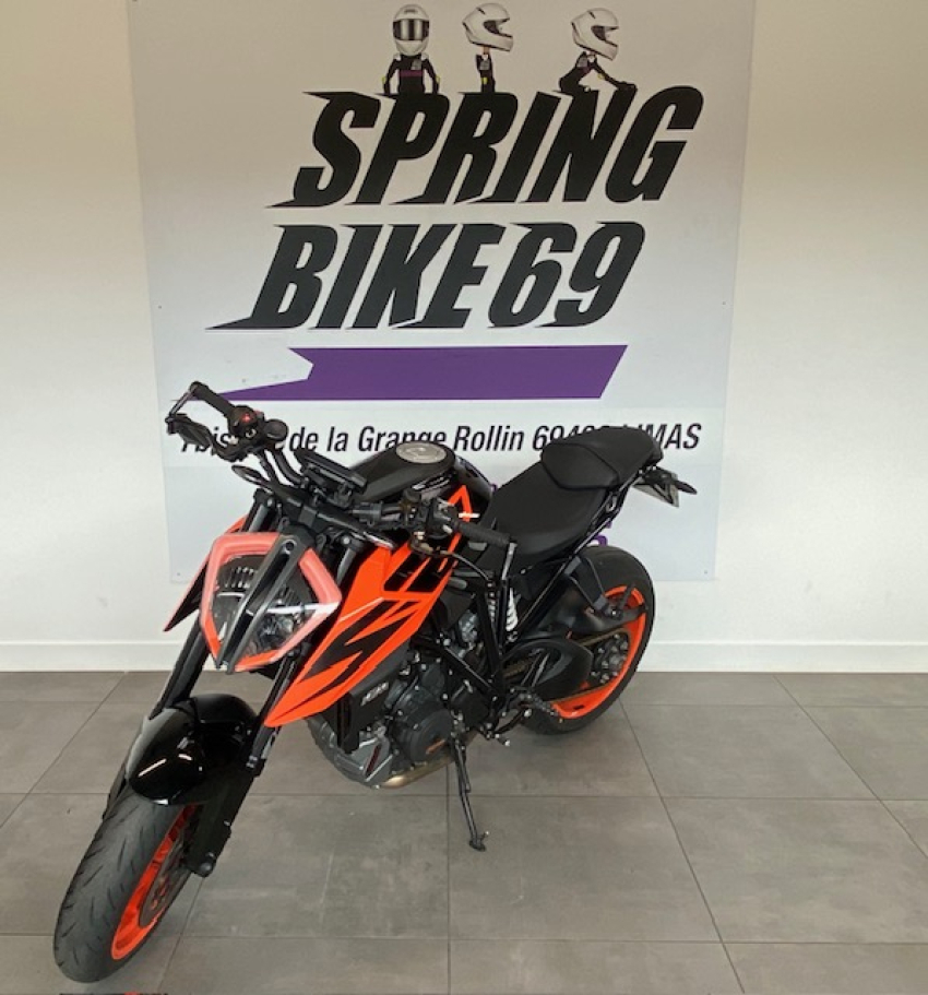 KTM 1290 SUPER DUKE R