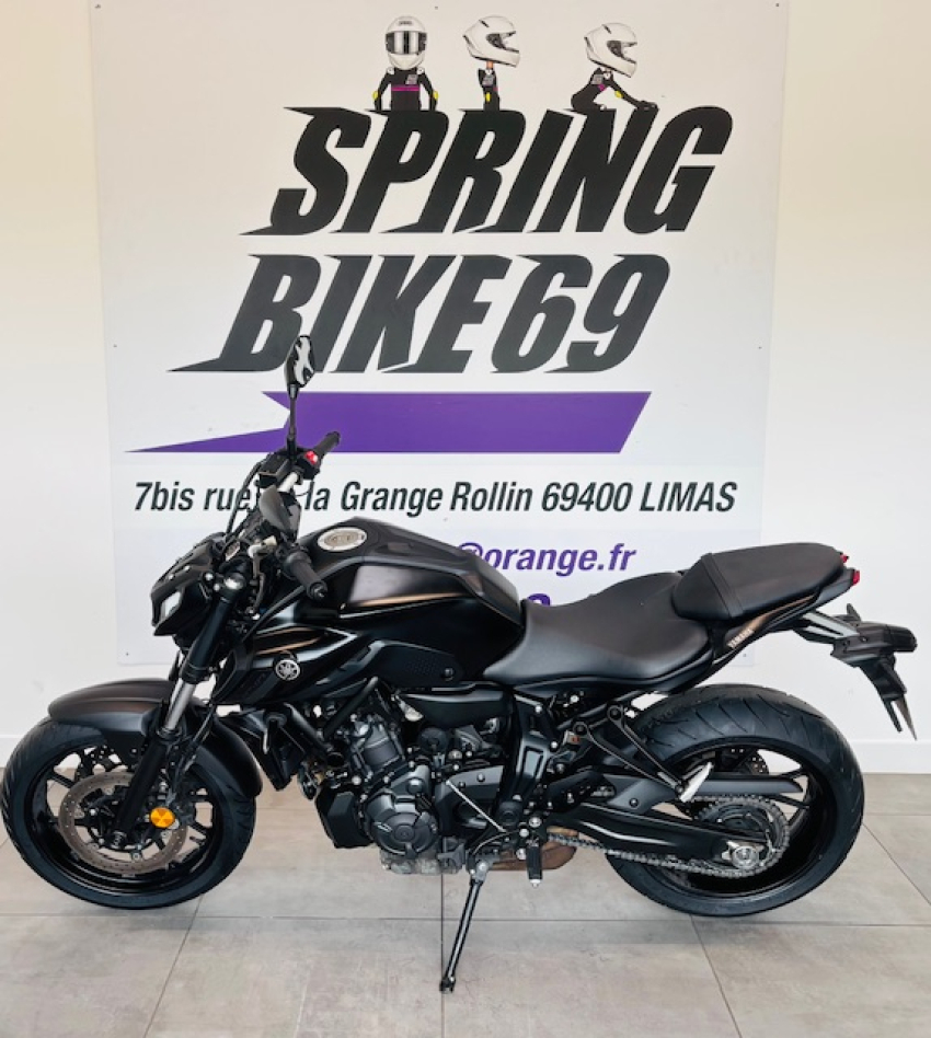 YAMAHA MT-07 (47.5CV) YAMAHA MT-07 (47.5CV)