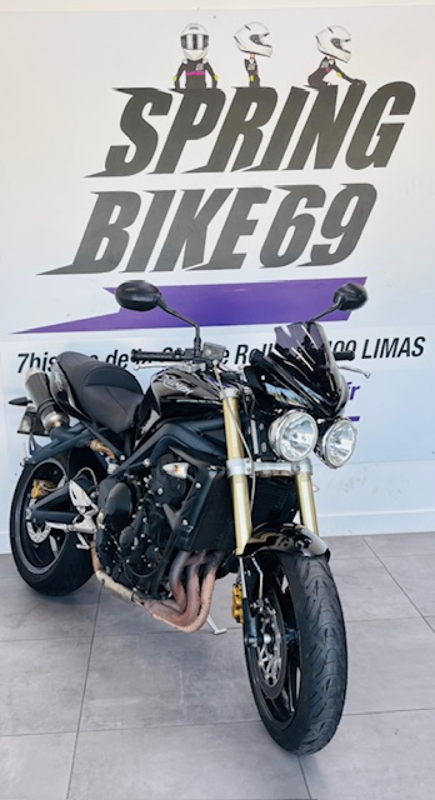 TRIUMPH STREET TRIPLE 675