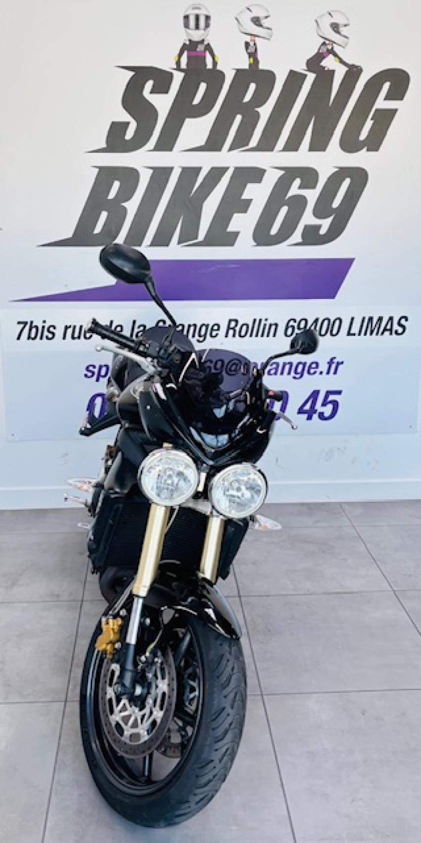 TRIUMPH STREET TRIPLE 675