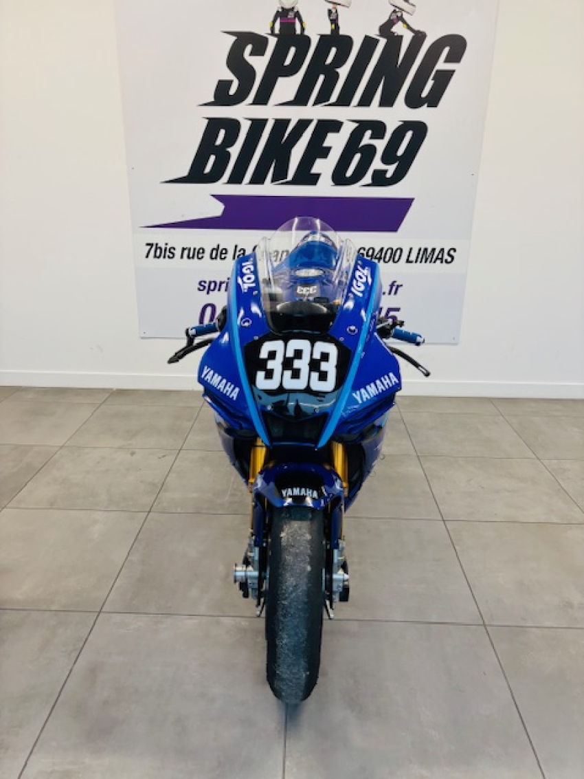 YAMAHA YZF R1 RACE