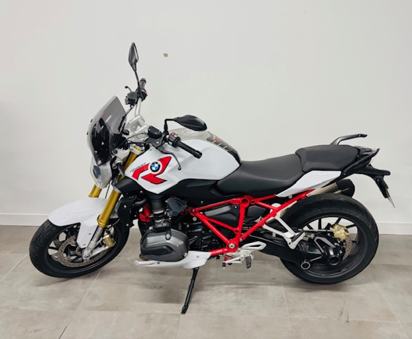 BMW R1200R