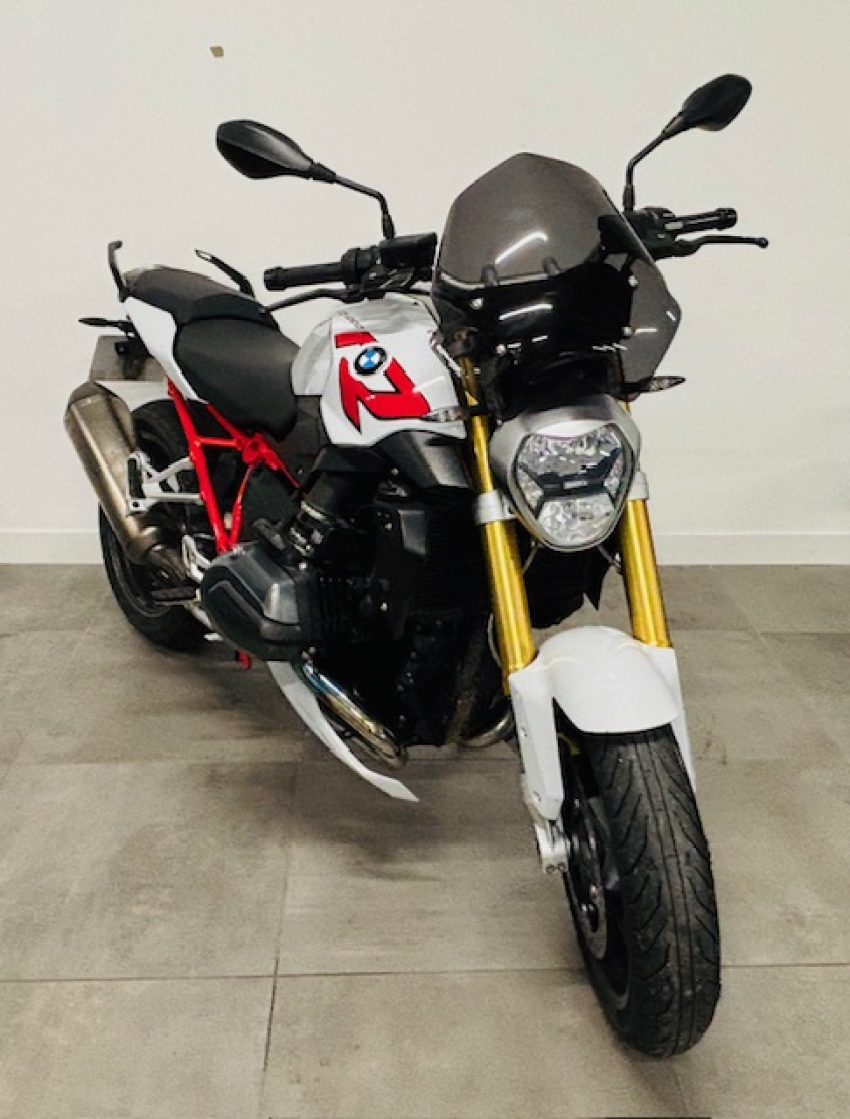 BMW R1200R