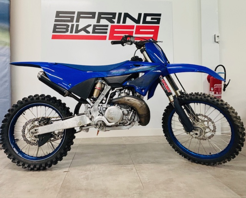 YAMAHA YZ250