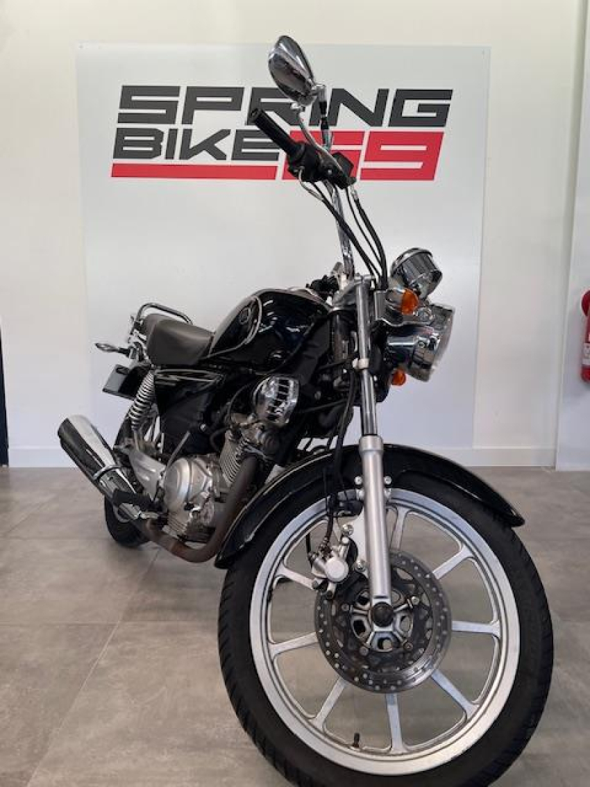 YAMAHA YBR 125 CUSTOM