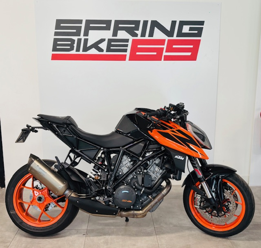 KTM 1290 SUPER DUKE R