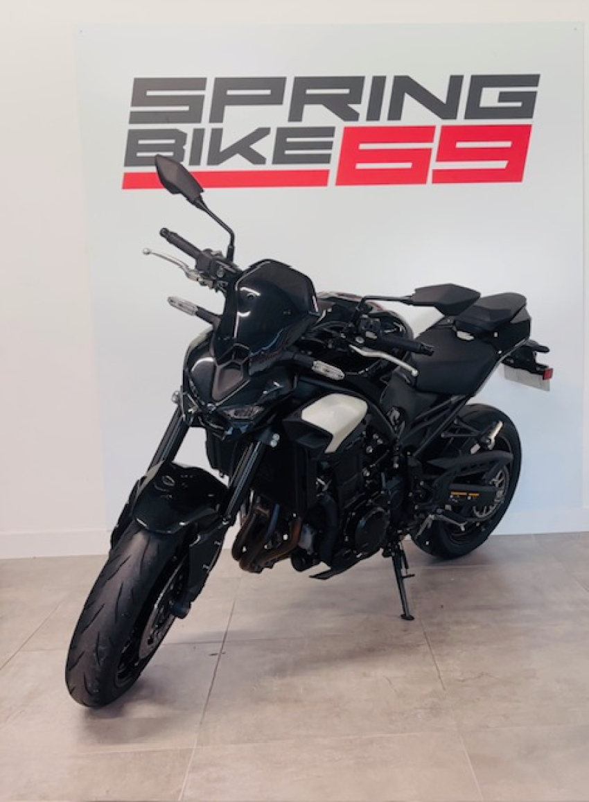 KAWASAKI Z 900