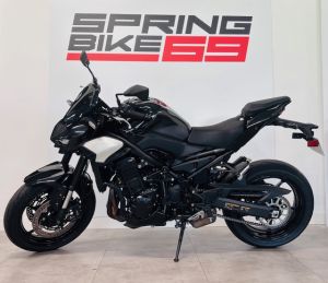 KAWASAKI Z 900