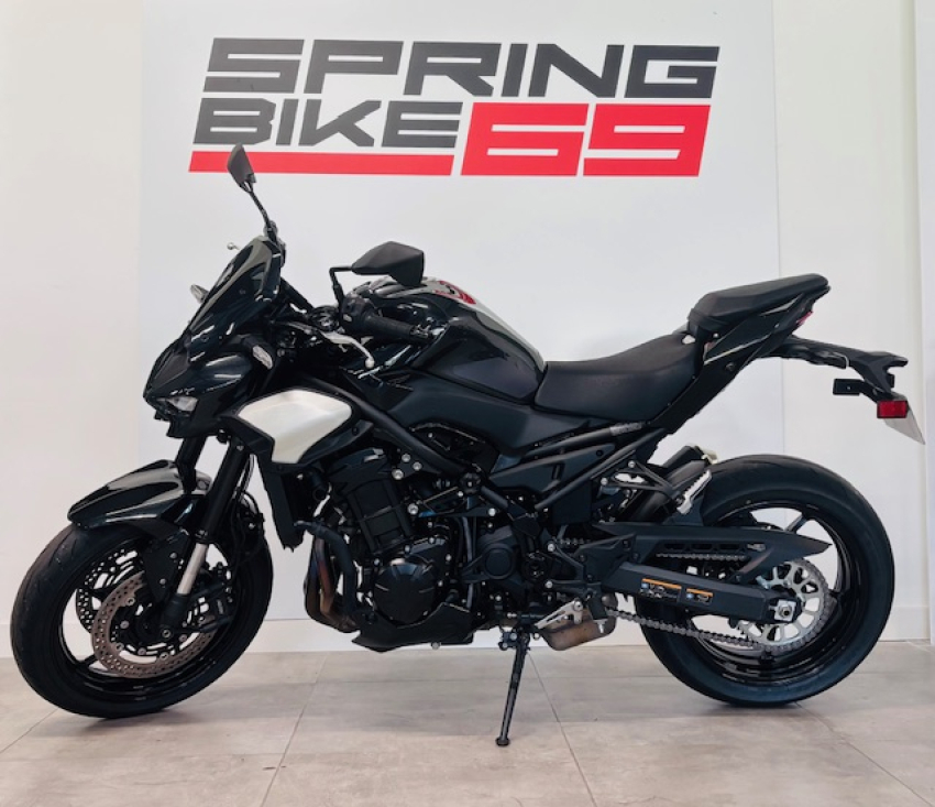 KAWASAKI Z 900