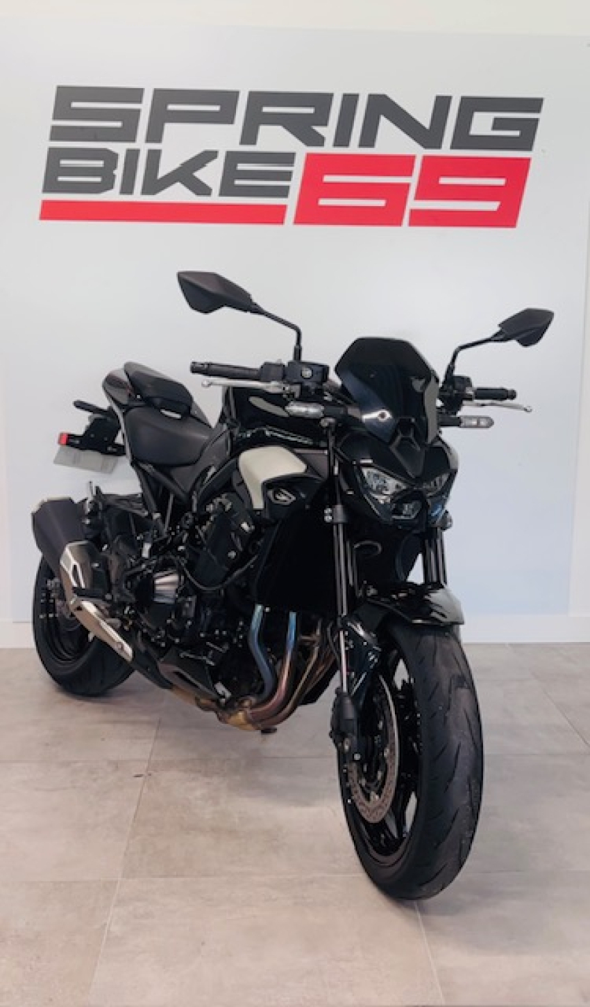 KAWASAKI Z 900
