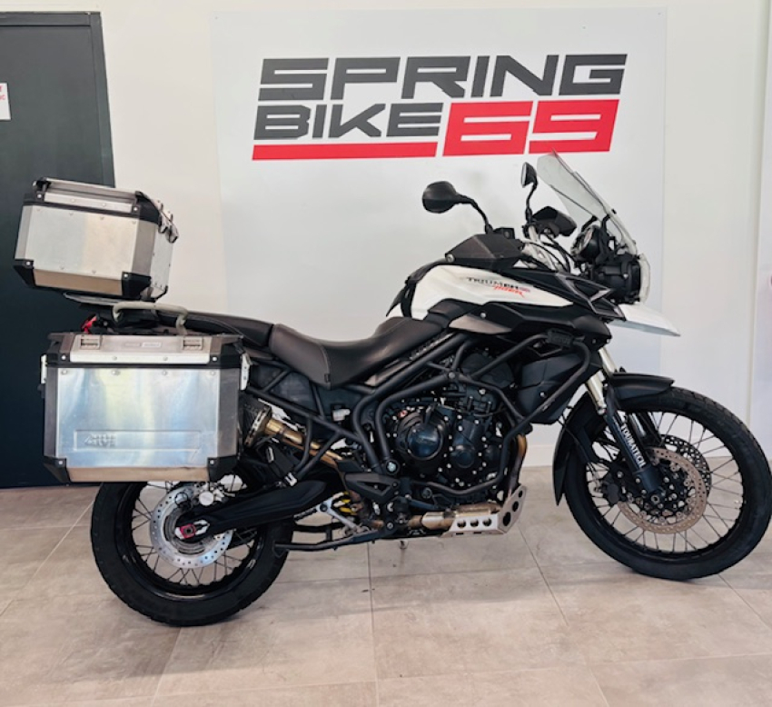 TRIUMPH TIGER 800 XC