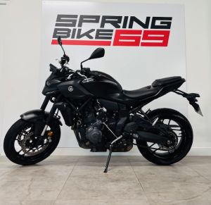 YAMAHA MT-07 (47.5CV)