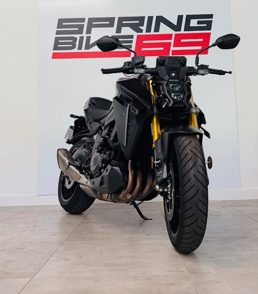 SUZUKI GSX-S 1000