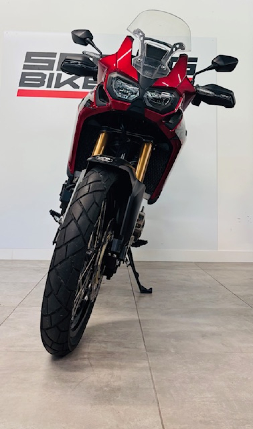 HONDA AFRICA TWIN CRF1000D DCT