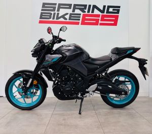 YAMAHA MT-03