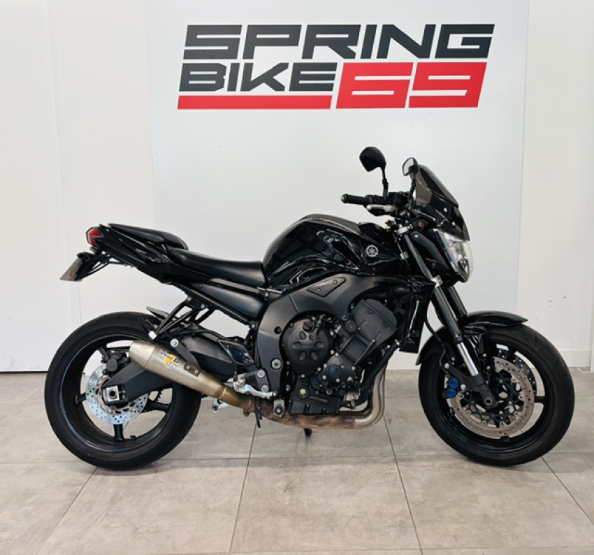 YAMAHA FZ1