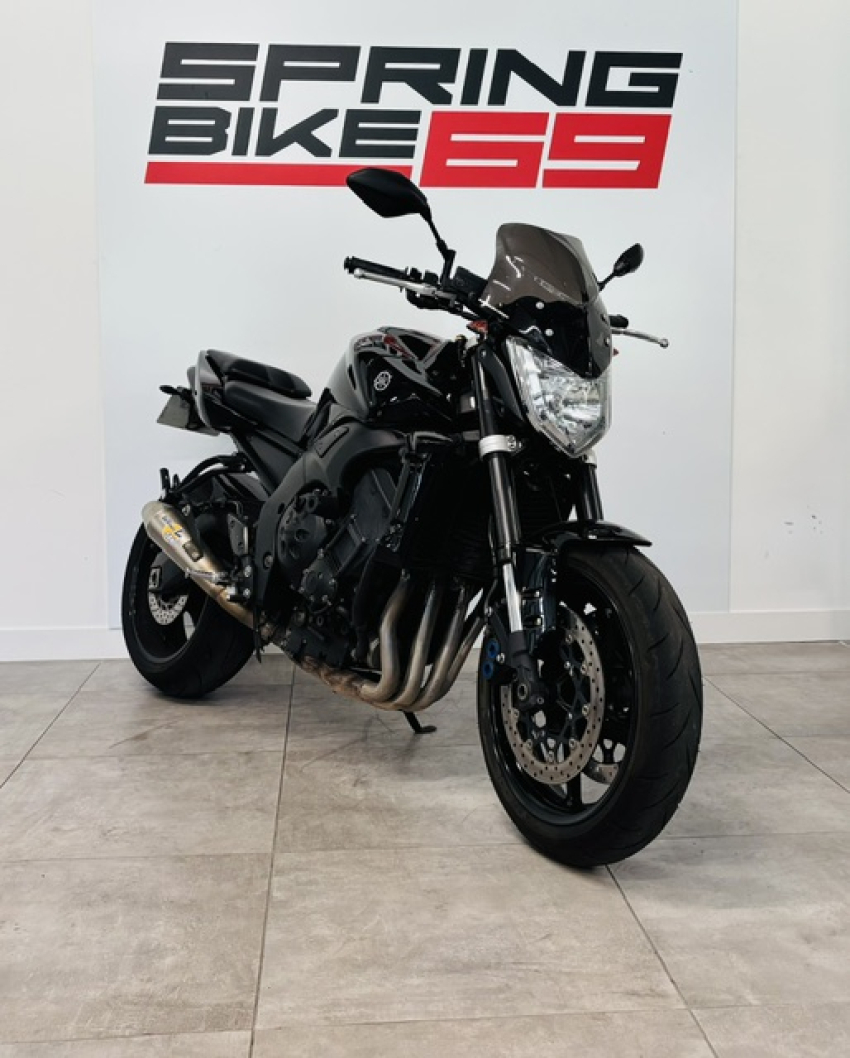 YAMAHA FZ1