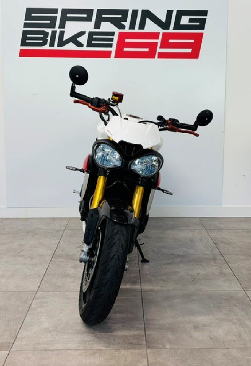 TRIUMPH SPEED TRIPLE 1050 R 
