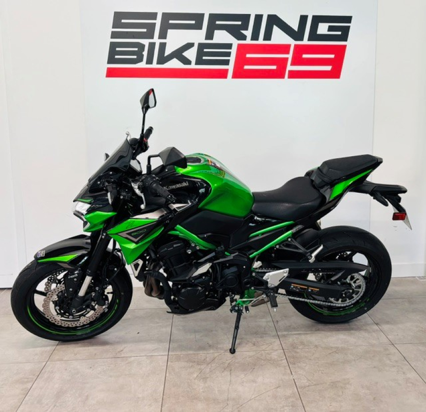 KAWASAKI Z 900