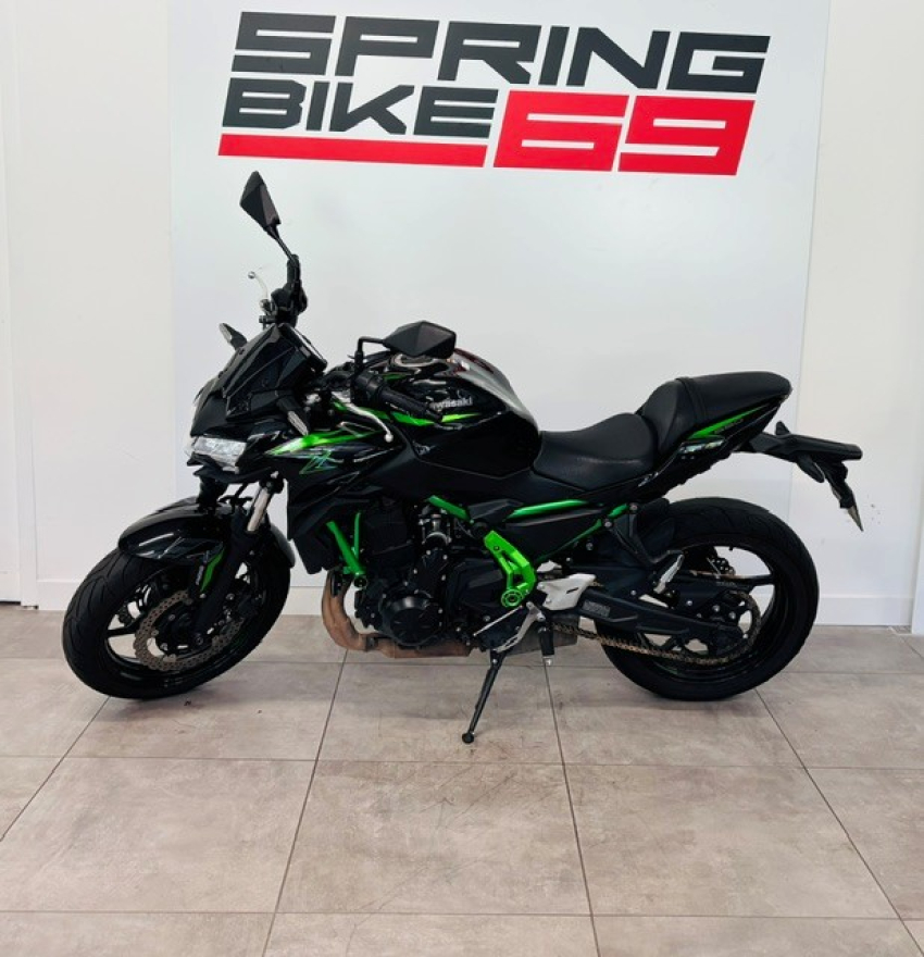 KAWASAKI Z 650 (47.5CV)