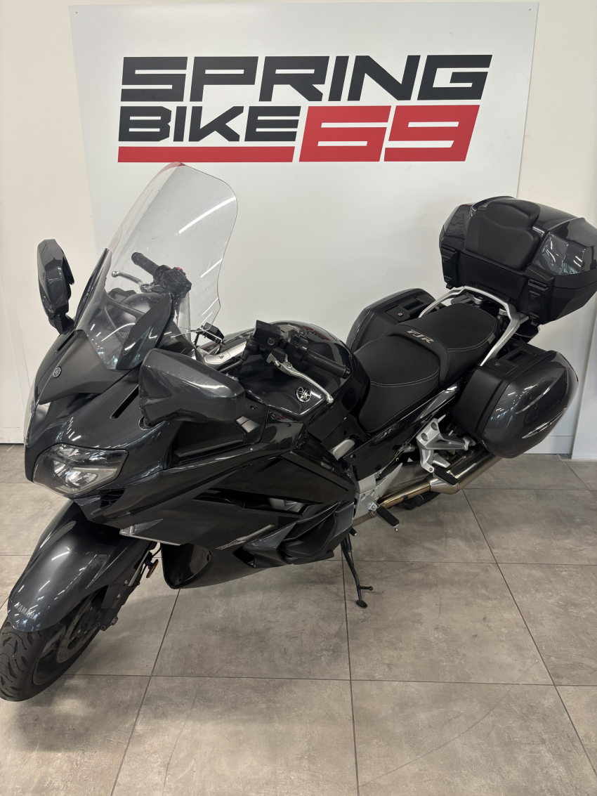 YAMAHA FJR 1300 AE