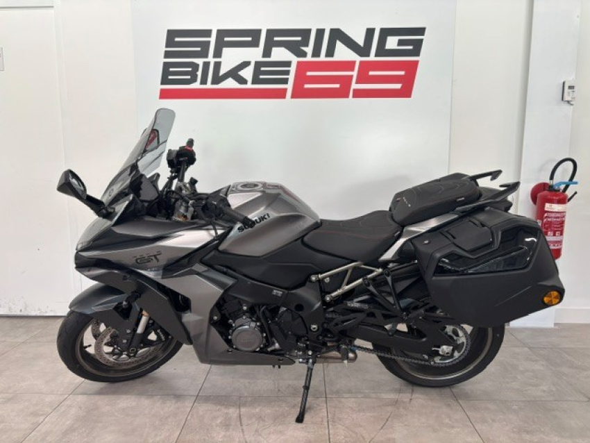 SUZUKI GSX-S 1000 GT