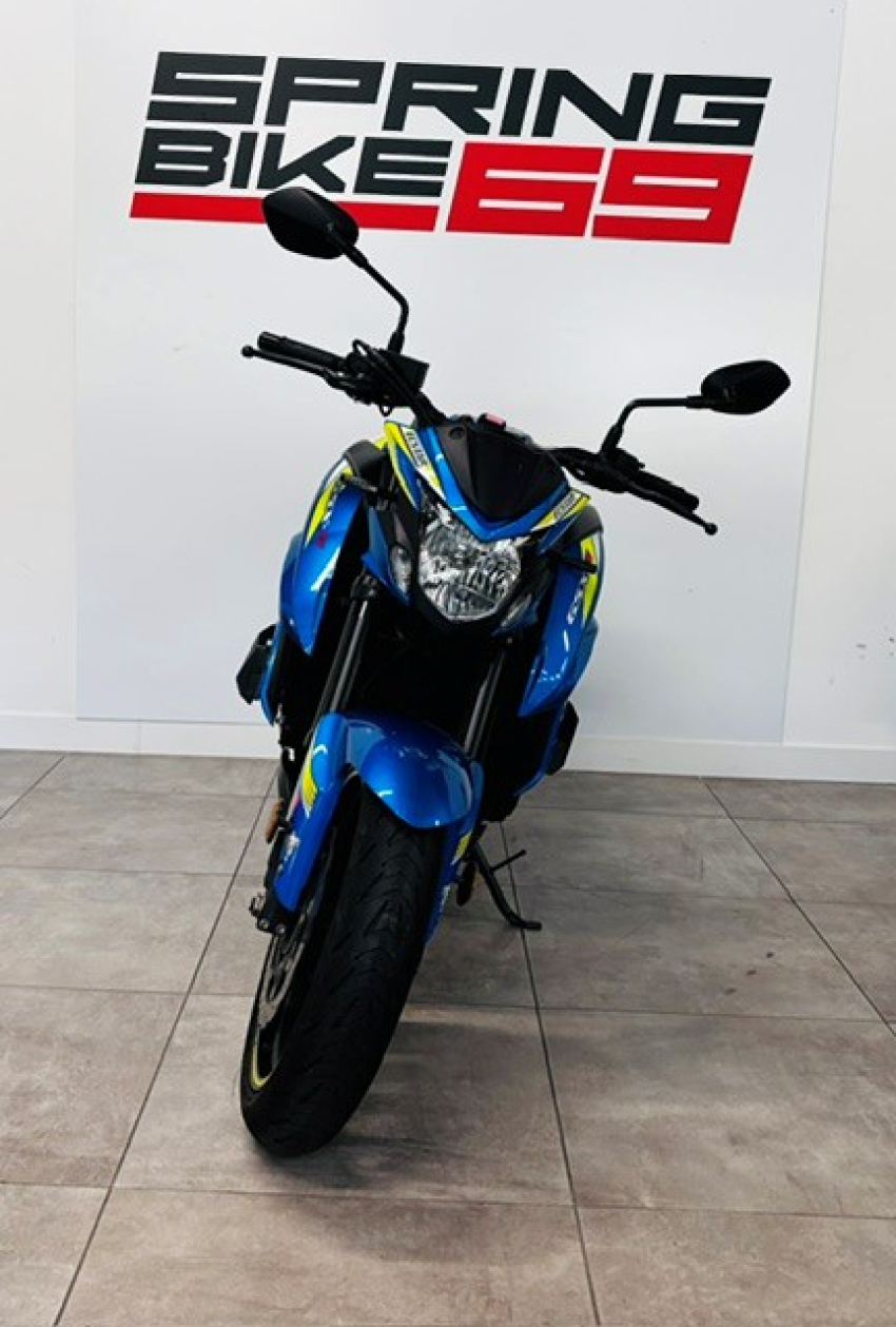 SUZUKI GSX-S 750