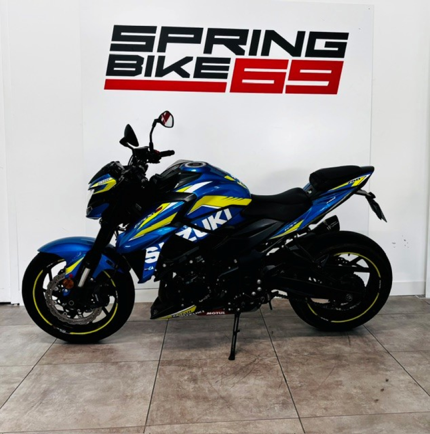 SUZUKI GSX-S 750