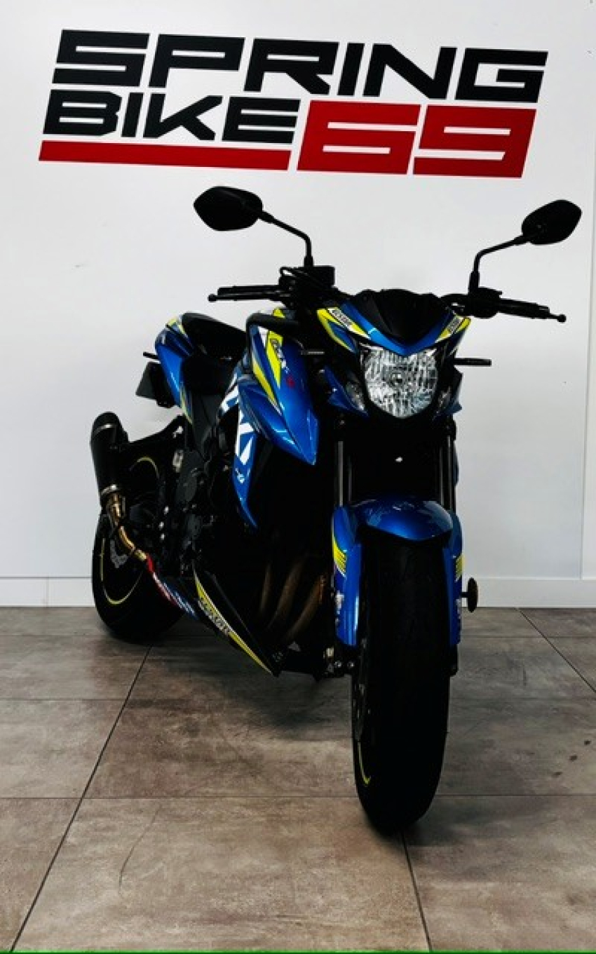SUZUKI GSX-S 750
