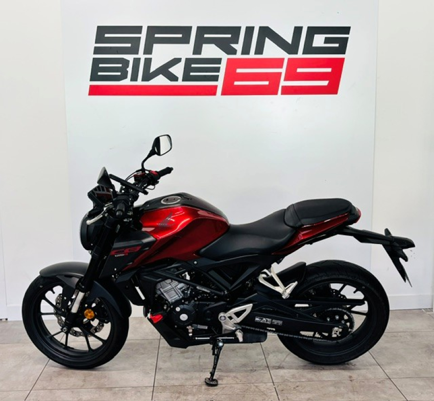 HONDA CB 125  R