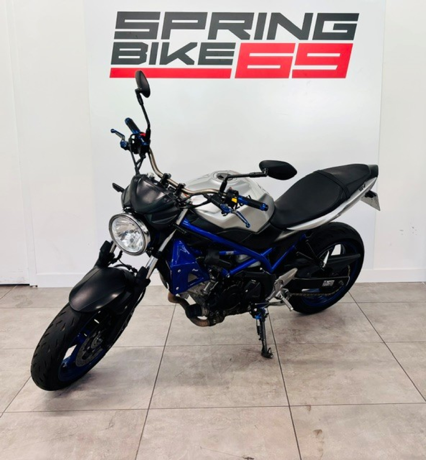 SUZUKI SV 650 (47.5CV)